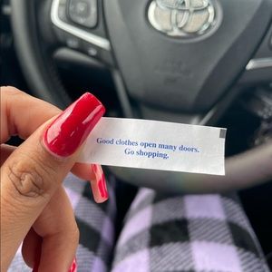 Meet your Posher, Carina